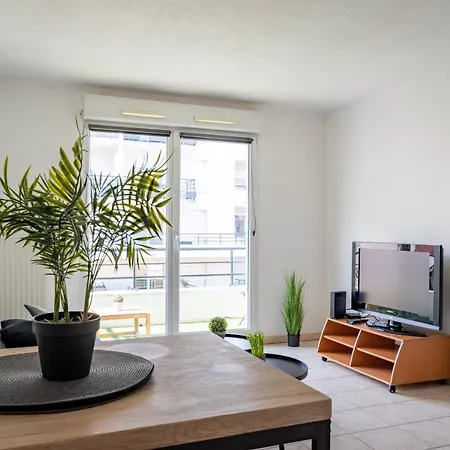 Le Zenith - Parking Prive & Wifi - 5 Min Zenith De Apartamento *