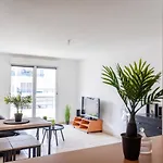 Le Zénith - Parking Privé&wifi - 5 Min Zénith De Appartamento *